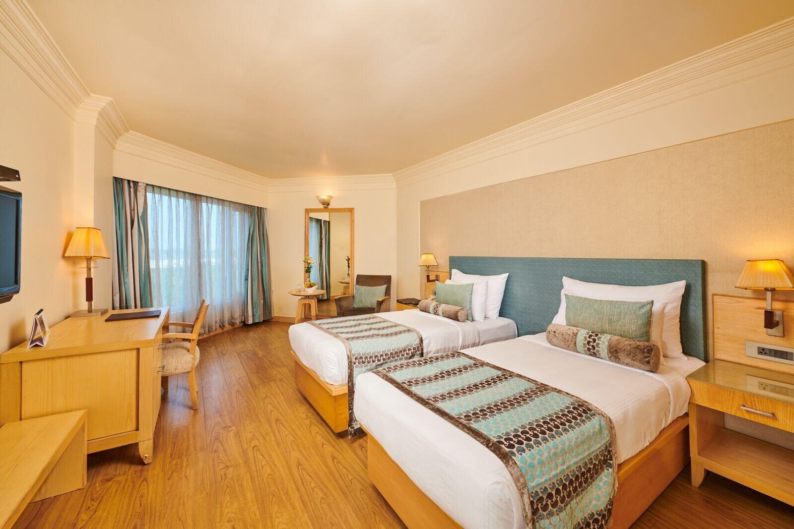 The Pride Hotel, Nagpur Exteriör bild