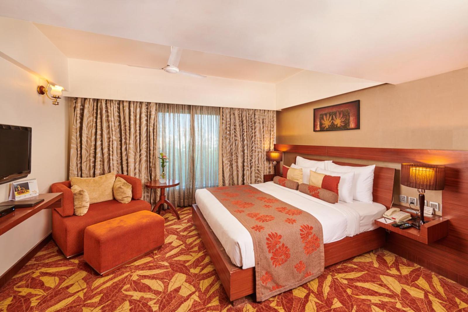 The Pride Hotel, Nagpur Exteriör bild