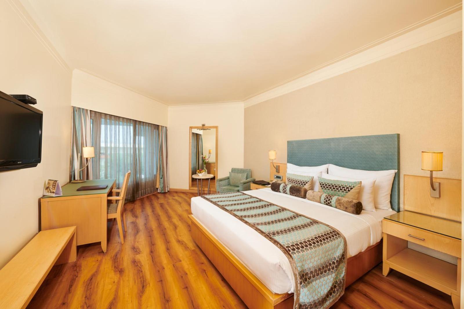 The Pride Hotel, Nagpur Exteriör bild