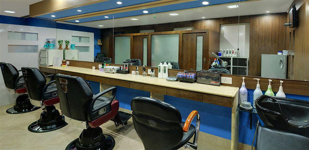 The Pride Hotel, Nagpur Exteriör bild